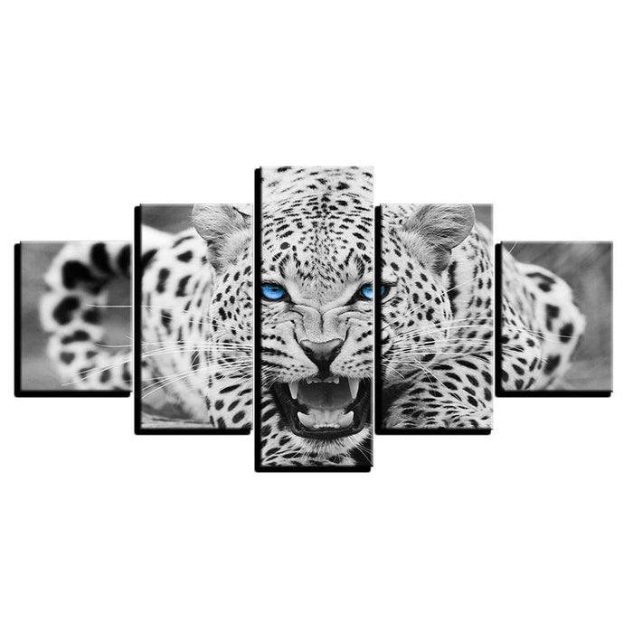 Blue Eyed Leopard Canvas - eBazaart